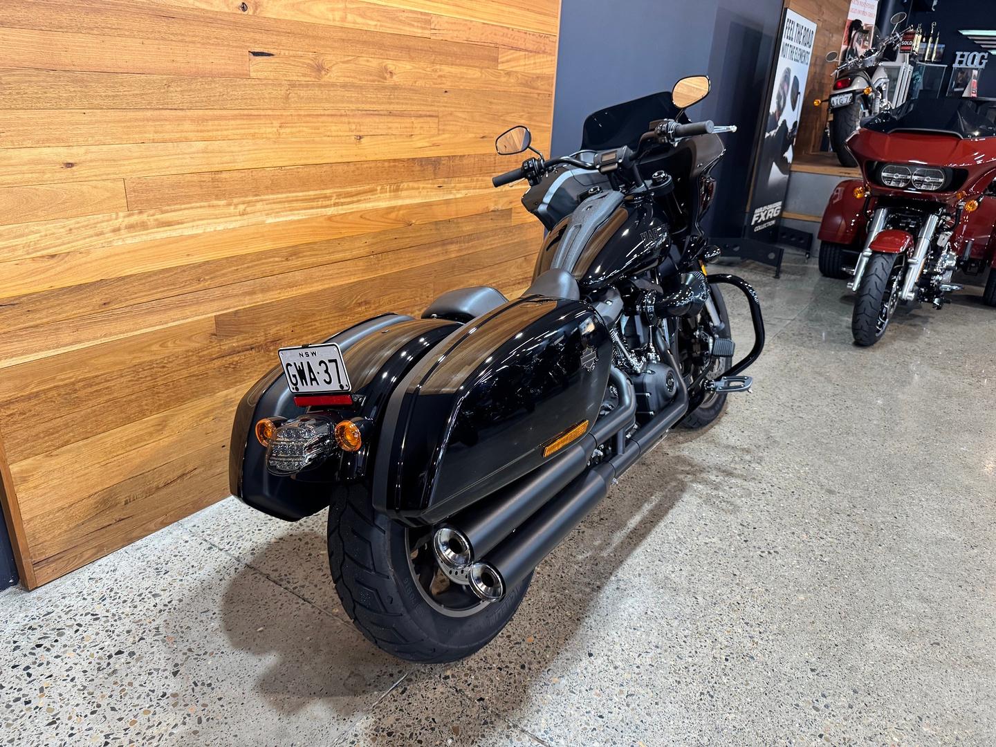 2022 HARLEY-DAVIDSON FXLRST LOW RIDER ST (117) CRUISER