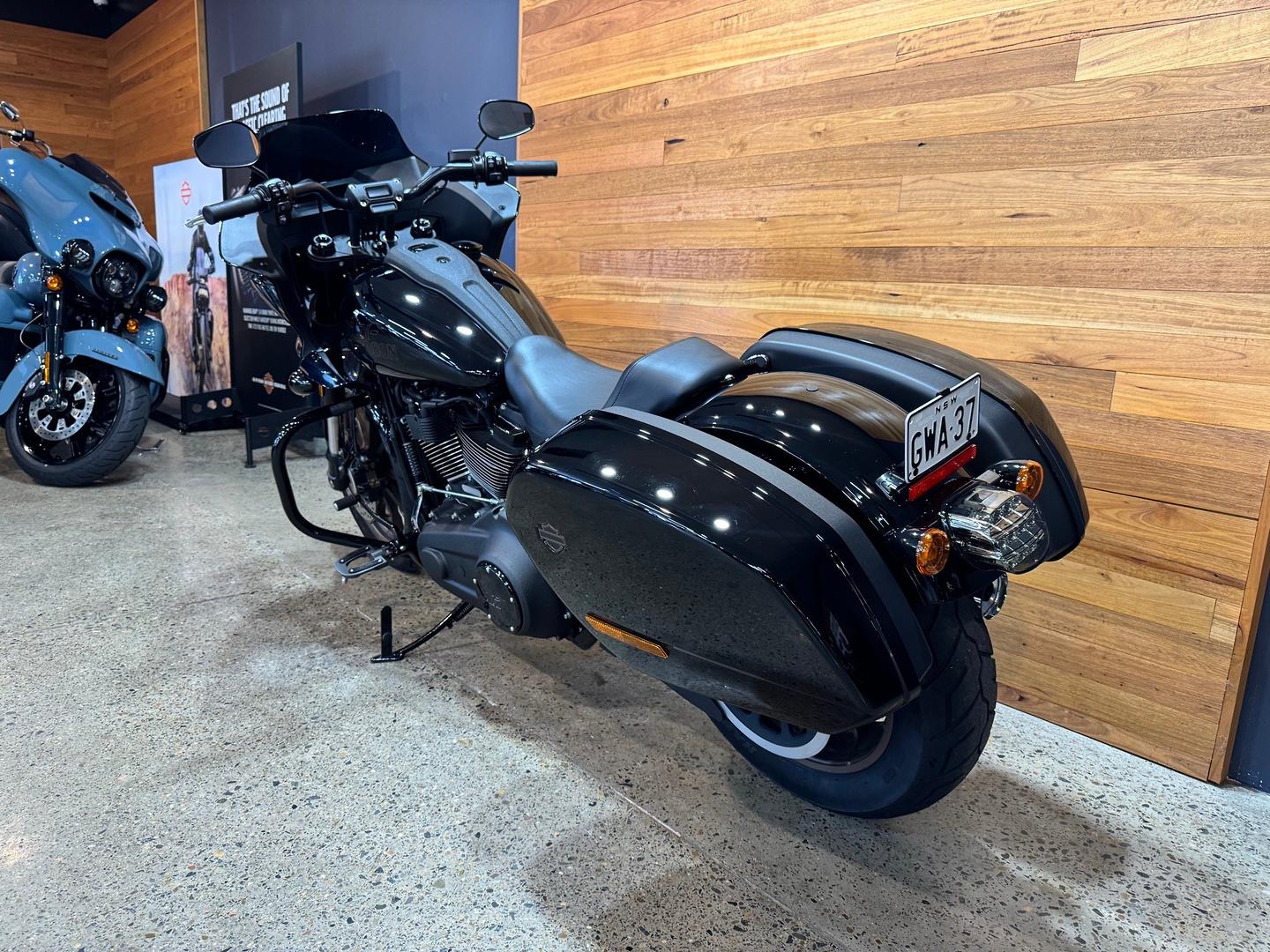 2022 HARLEY-DAVIDSON FXLRST LOW RIDER ST (117) CRUISER