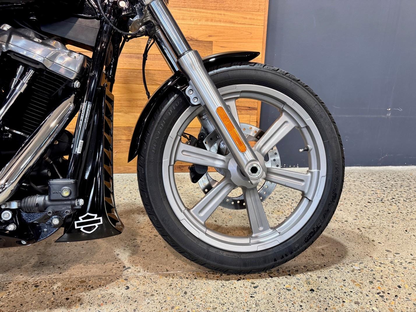 2022 HARLEY-DAVIDSON FXST SOFTAIL STANDARD (107) CRUISER