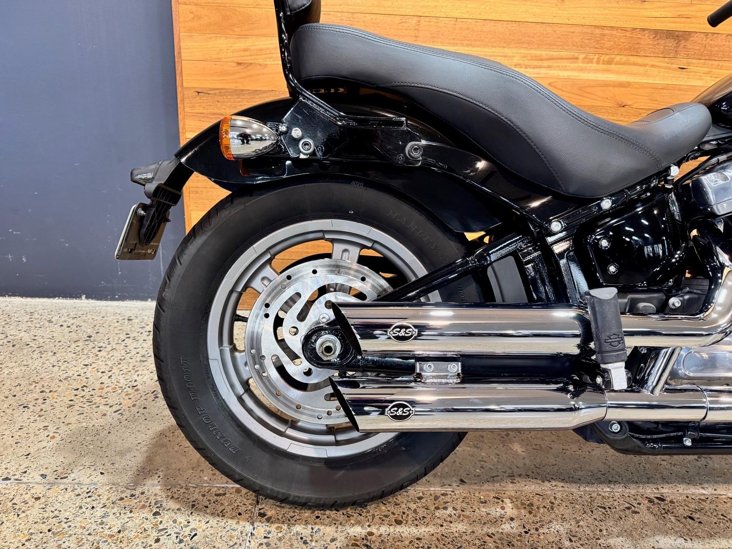2022 HARLEY-DAVIDSON FXST SOFTAIL STANDARD (107) CRUISER