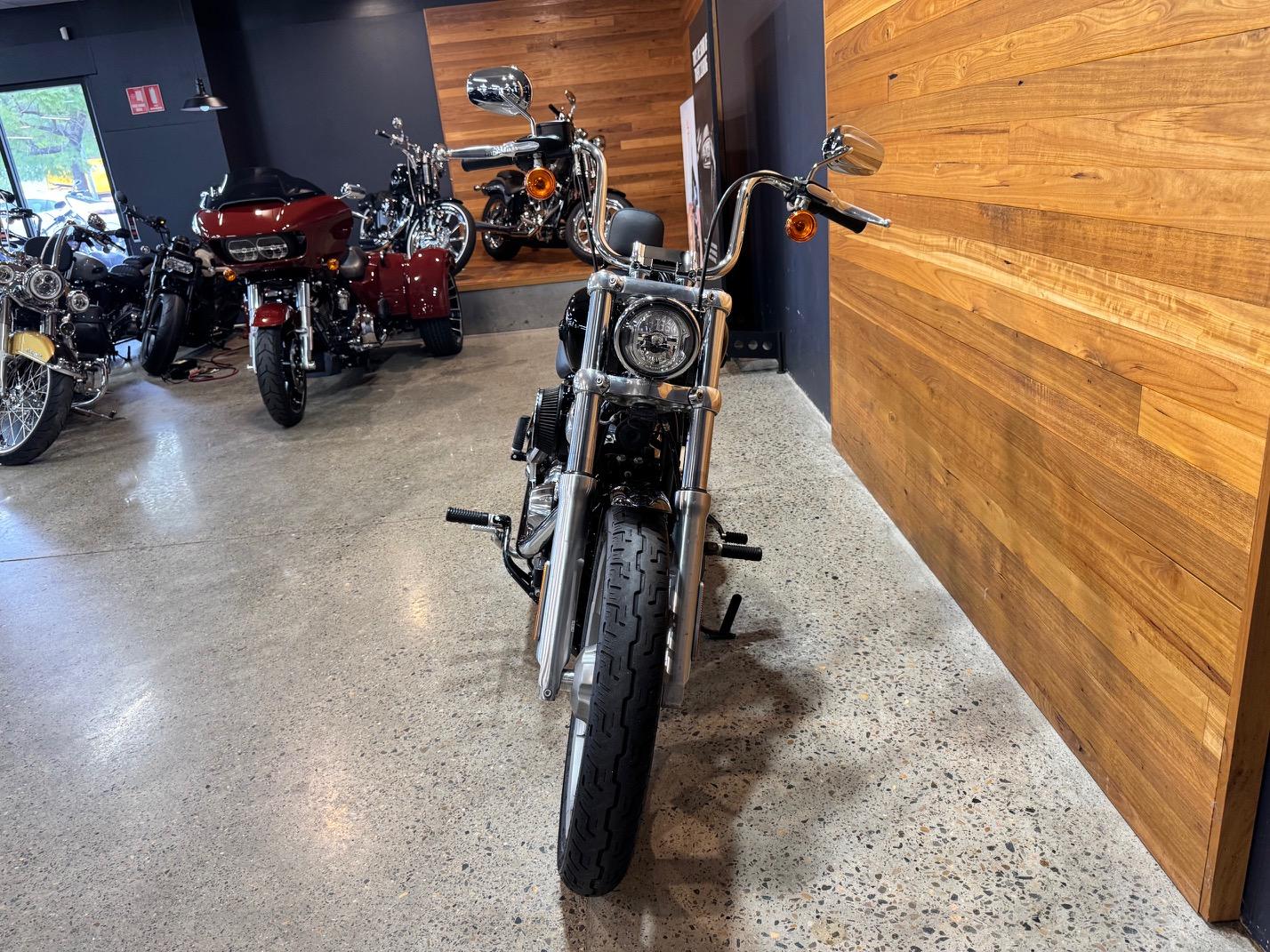 2022 HARLEY-DAVIDSON FXST SOFTAIL STANDARD (107) CRUISER