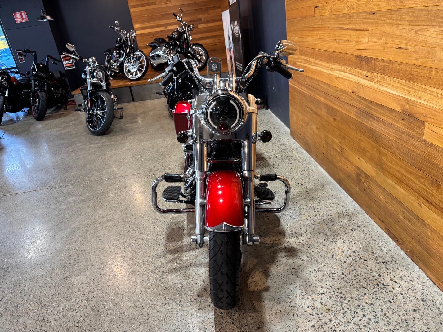 2012 HARLEY-DAVIDSON FLD SWITCHBACK CRUISER