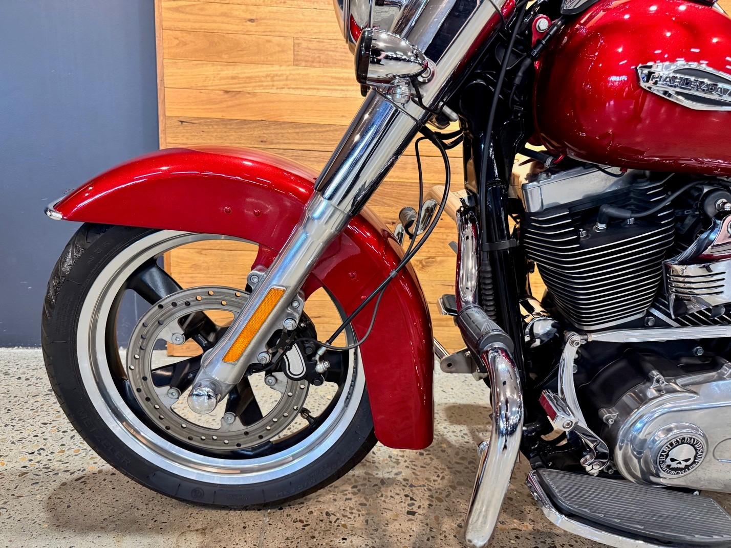 2012 HARLEY-DAVIDSON FLD SWITCHBACK CRUISER