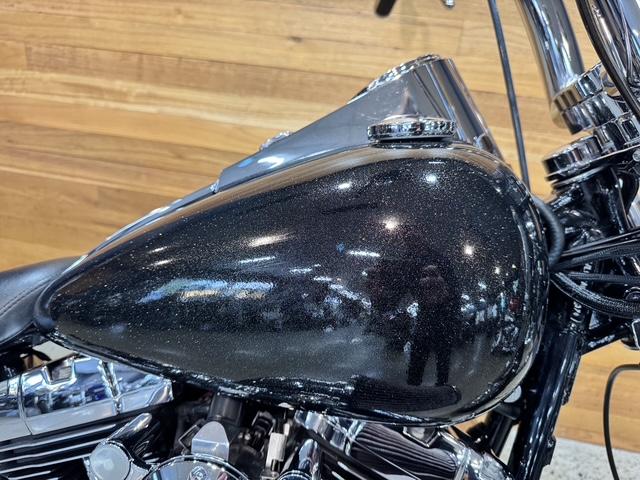 2010 HARLEY-DAVIDSON FXSTC SOFTAIL CUSTOM CRUISER
