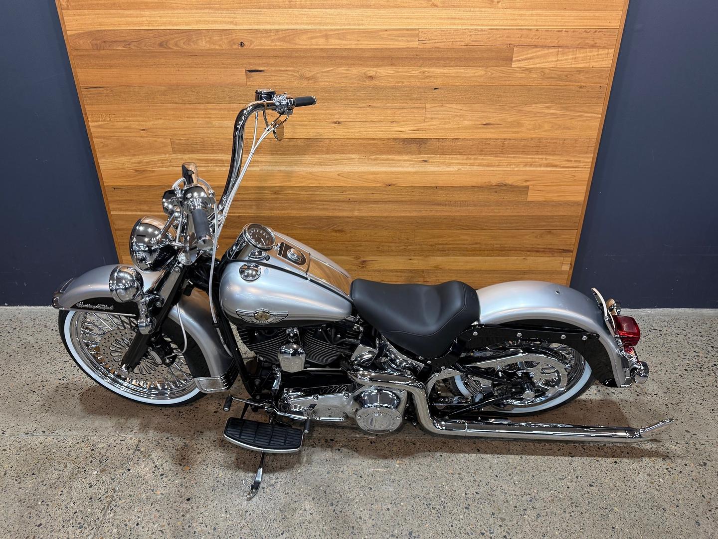2003 HARLEY-DAVIDSON FLSTCI HERITAGE S/TAIL CLASSIC 100TH ANNIV CRUISER