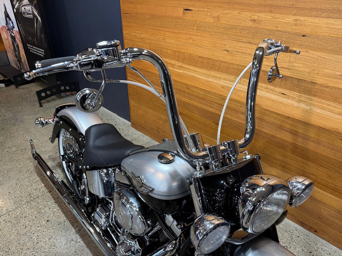 2003 HARLEY-DAVIDSON FLSTCI HERITAGE S/TAIL CLASSIC 100TH ANNIV CRUISER