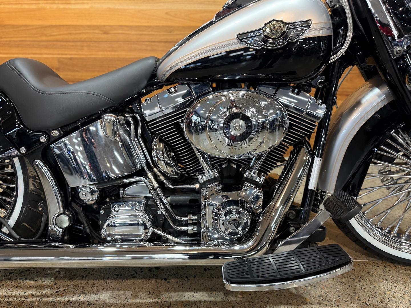2003 HARLEY-DAVIDSON FLSTCI HERITAGE S/TAIL CLASSIC 100TH ANNIV CRUISER