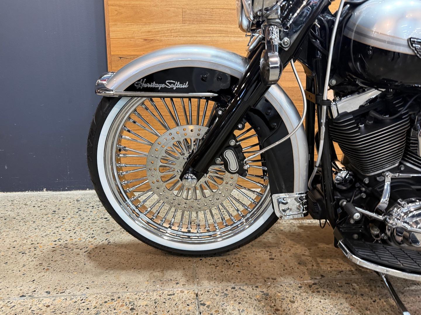 2003 HARLEY-DAVIDSON FLSTCI HERITAGE S/TAIL CLASSIC 100TH ANNIV CRUISER