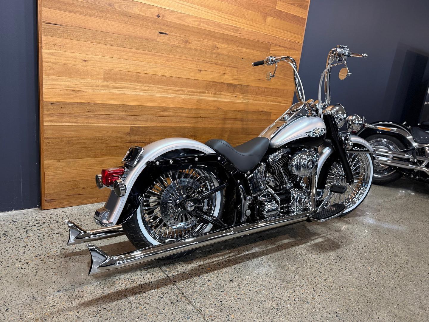 2003 HARLEY-DAVIDSON FLSTCI HERITAGE S/TAIL CLASSIC 100TH ANNIV CRUISER