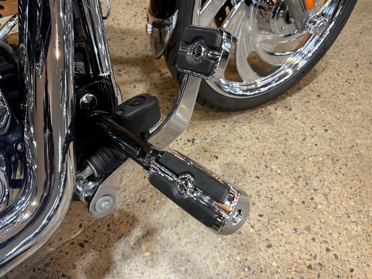 2012 HARLEY-DAVIDSON FXST SOFTAIL STANDARD CRUISER