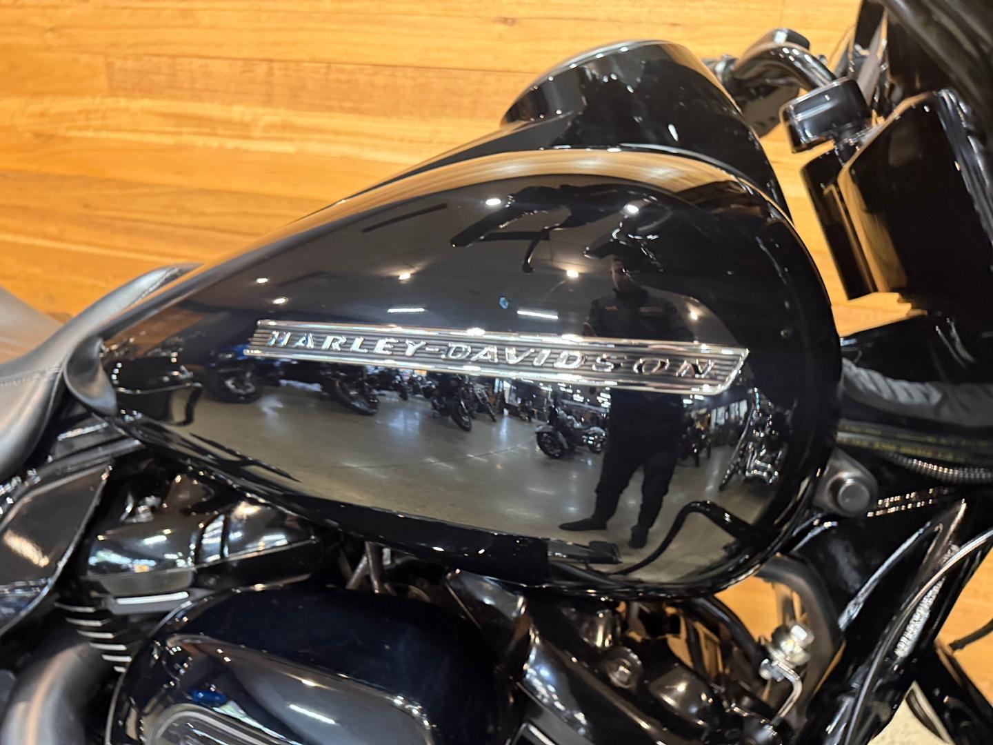 2019 HARLEY-DAVIDSON FLHXS STREET GLIDE SPECIAL 114 CRUISER