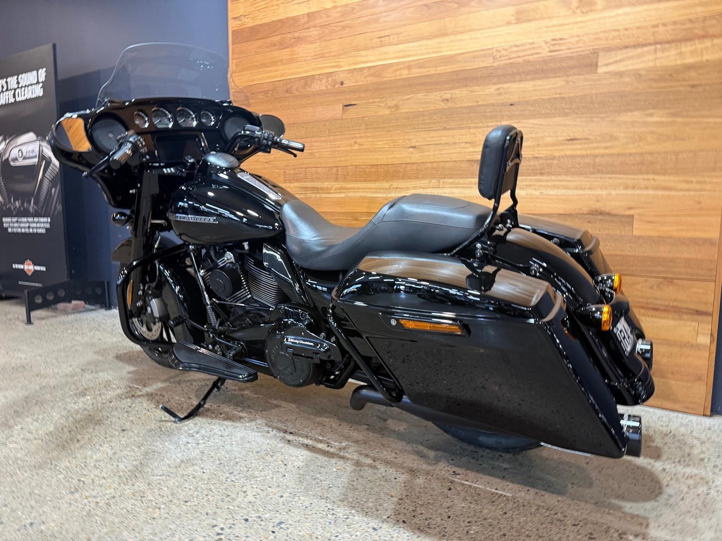 2019 HARLEY-DAVIDSON FLHXS STREET GLIDE SPECIAL 114 CRUISER
