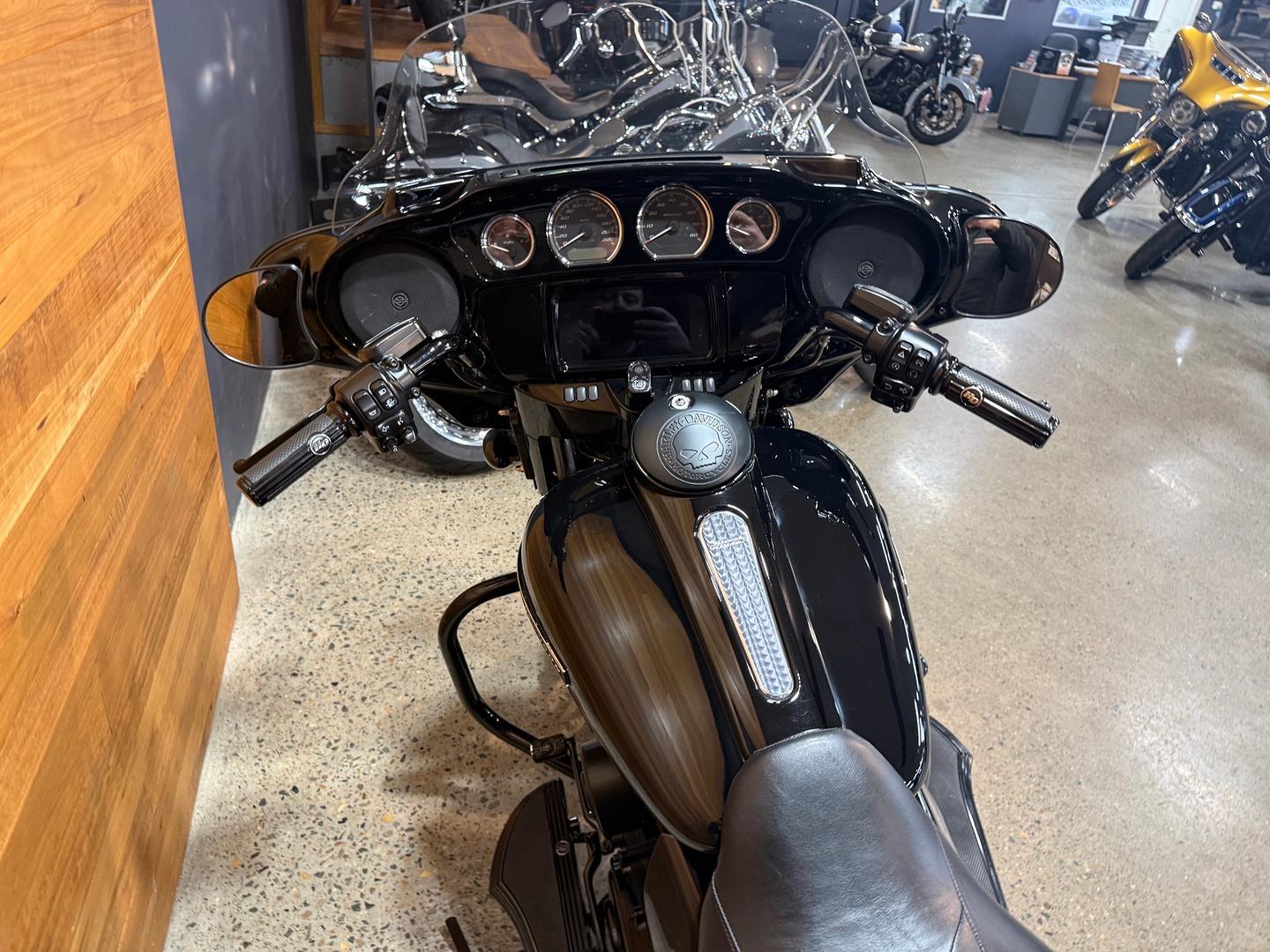 2019 HARLEY-DAVIDSON FLHXS STREET GLIDE SPECIAL 114 CRUISER