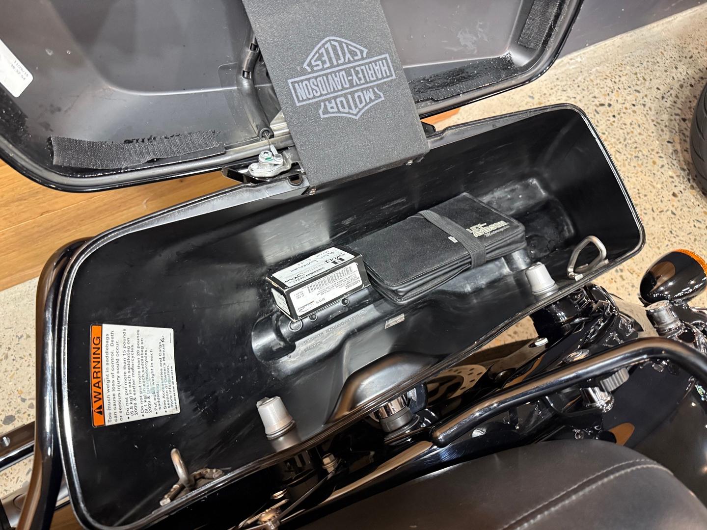 2019 HARLEY-DAVIDSON FLHXS STREET GLIDE SPECIAL 114 CRUISER