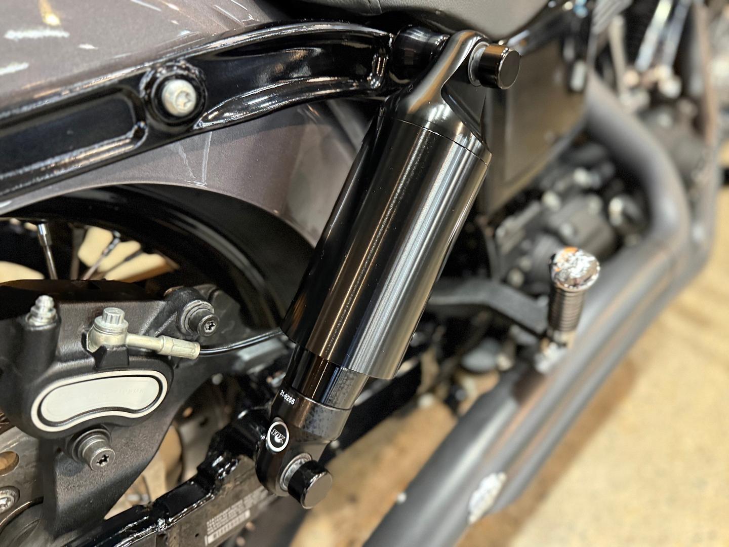 2016 HARLEY-DAVIDSON FXDB STREET BOB CRUISER