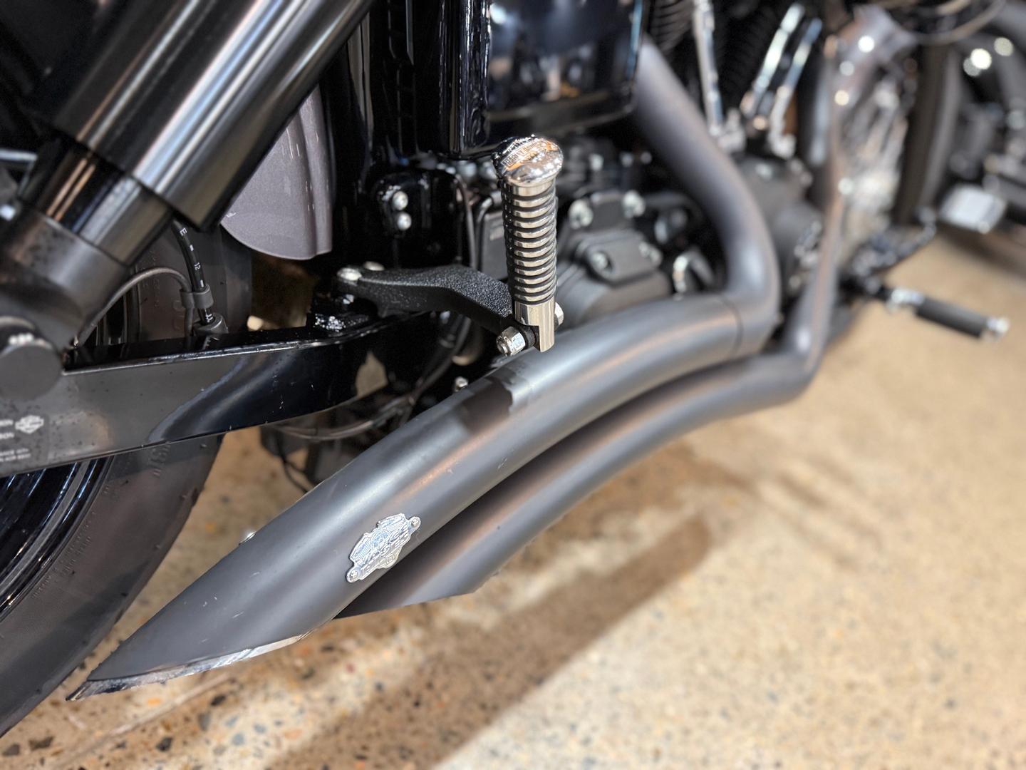 2016 HARLEY-DAVIDSON FXDB STREET BOB CRUISER