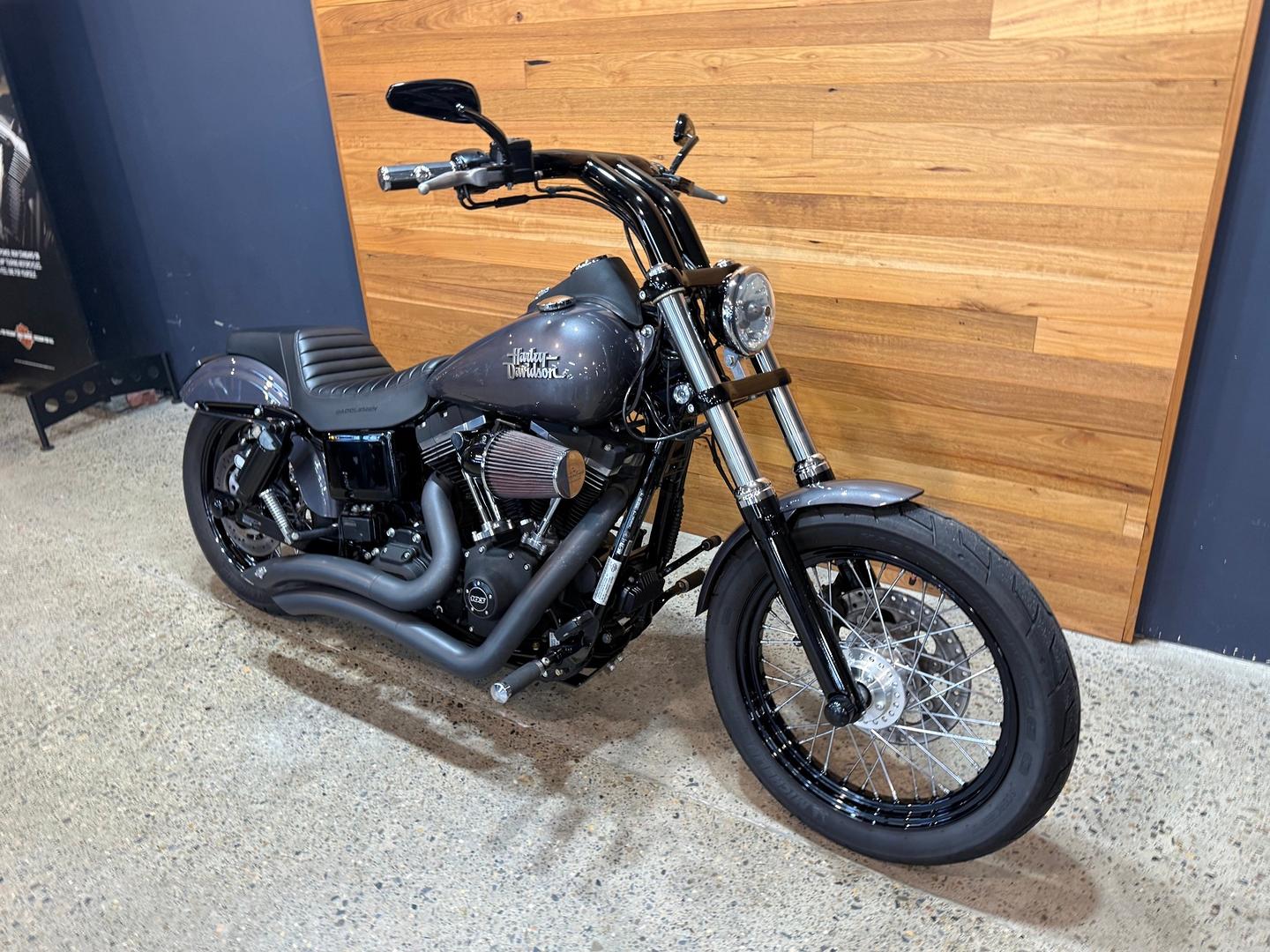 2016 HARLEY-DAVIDSON FXDB STREET BOB CRUISER