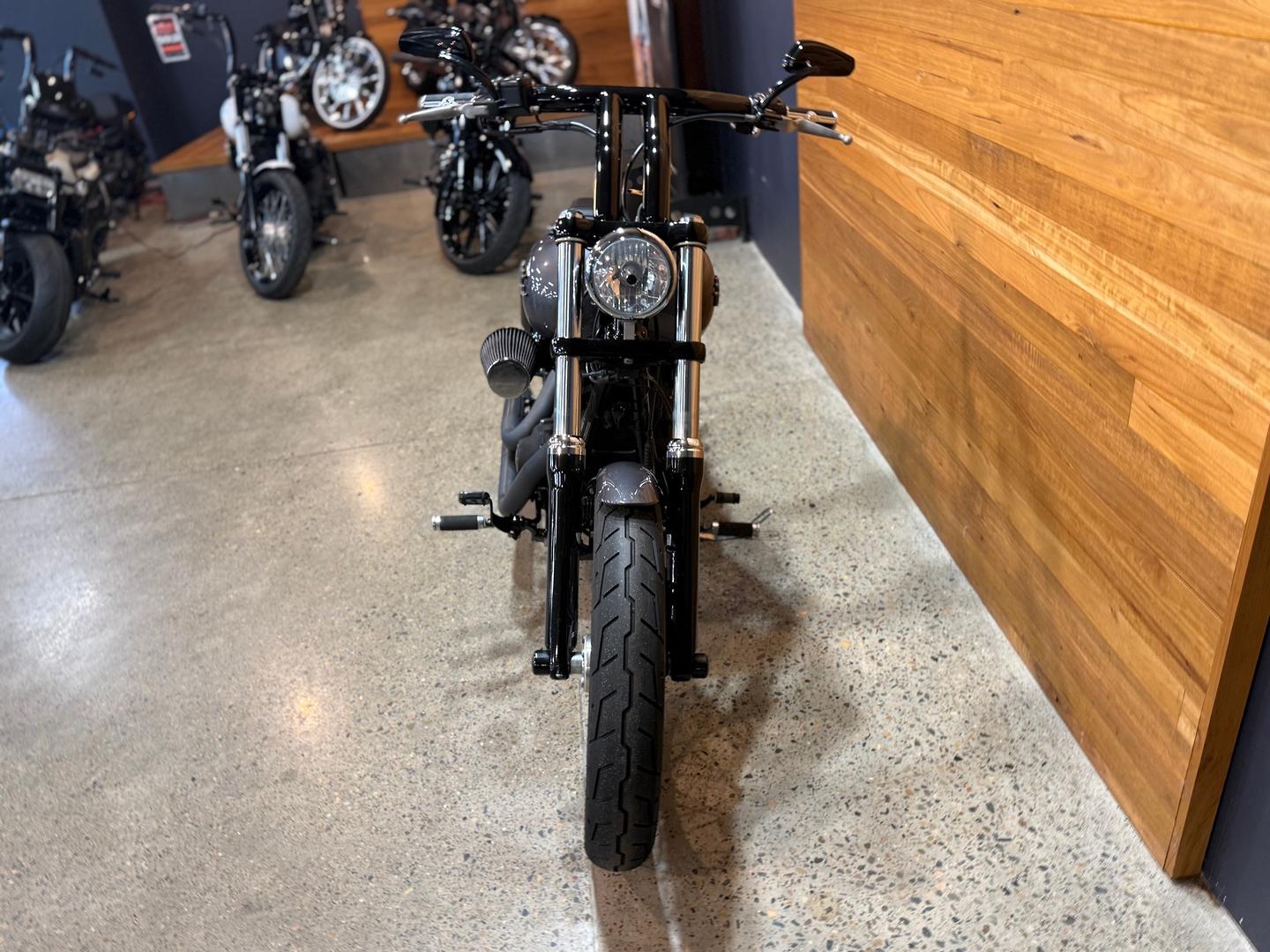 2016 HARLEY-DAVIDSON FXDB STREET BOB CRUISER
