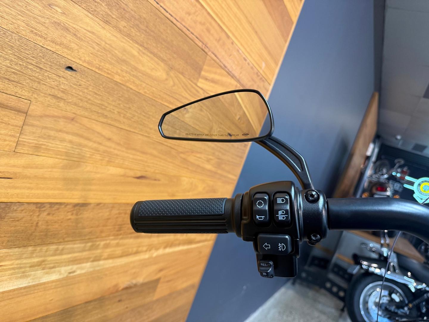 2021 HARLEY-DAVIDSON FLHCS HERITAGE CLASSIC 114 CRUISER