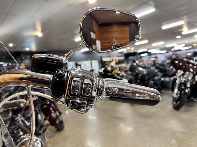 2013 HARLEY-DAVIDSON FLSTC HERITAGE SOFTAIL CLASSIC CRUISER