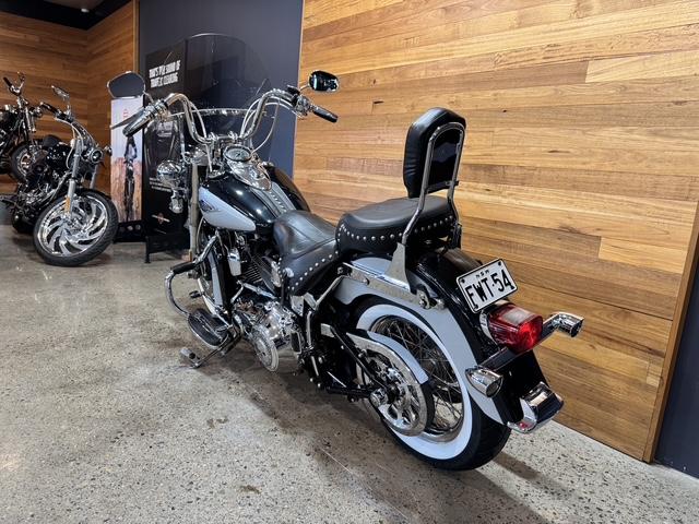 2013 HARLEY-DAVIDSON FLSTC HERITAGE SOFTAIL CLASSIC CRUISER