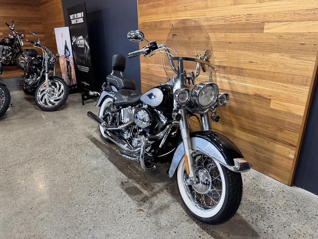2013 HARLEY-DAVIDSON FLSTC HERITAGE SOFTAIL CLASSIC CRUISER