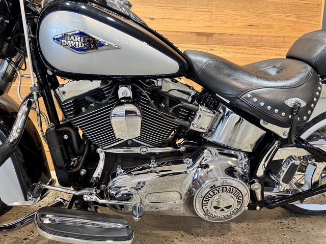 2013 HARLEY-DAVIDSON FLSTC HERITAGE SOFTAIL CLASSIC CRUISER