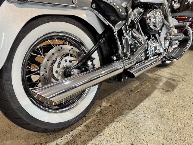 2013 HARLEY-DAVIDSON FLSTC HERITAGE SOFTAIL CLASSIC CRUISER
