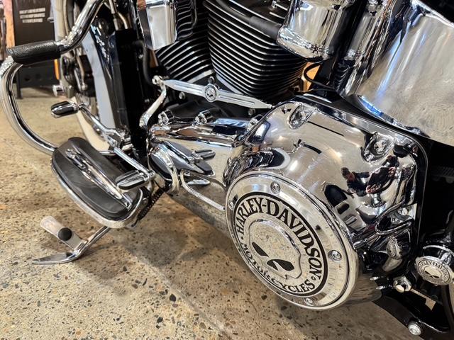 2013 HARLEY-DAVIDSON FLSTC HERITAGE SOFTAIL CLASSIC CRUISER