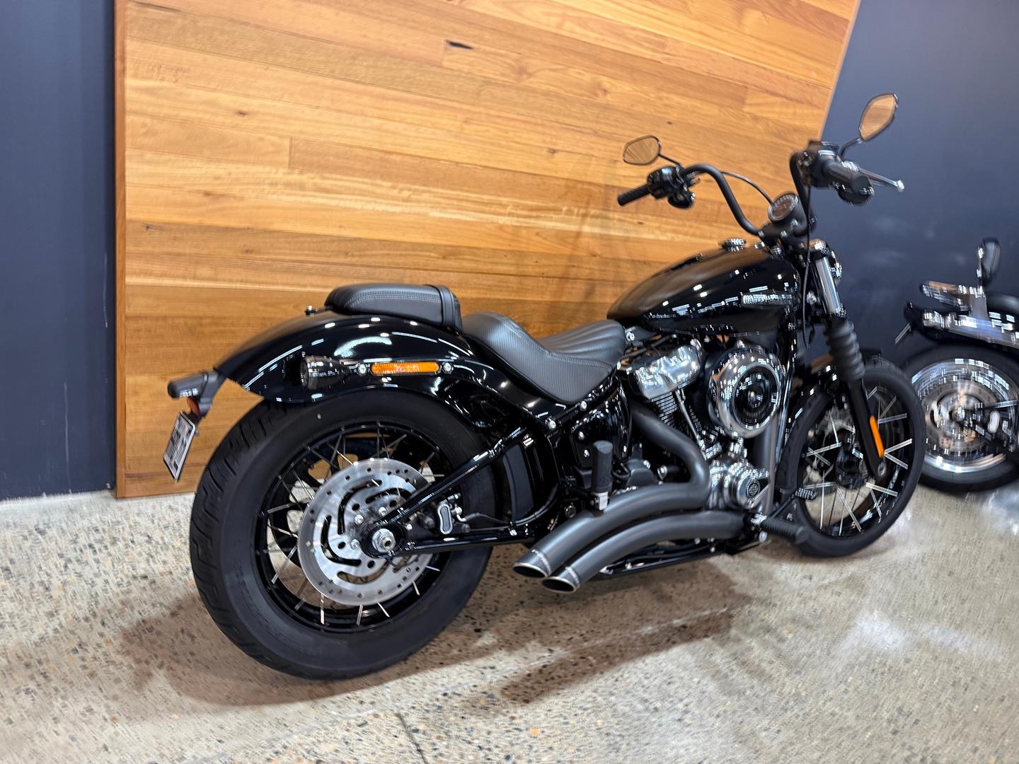 2025 HARLEY-DAVIDSON FXBB STREET BOB (117) CRUISER