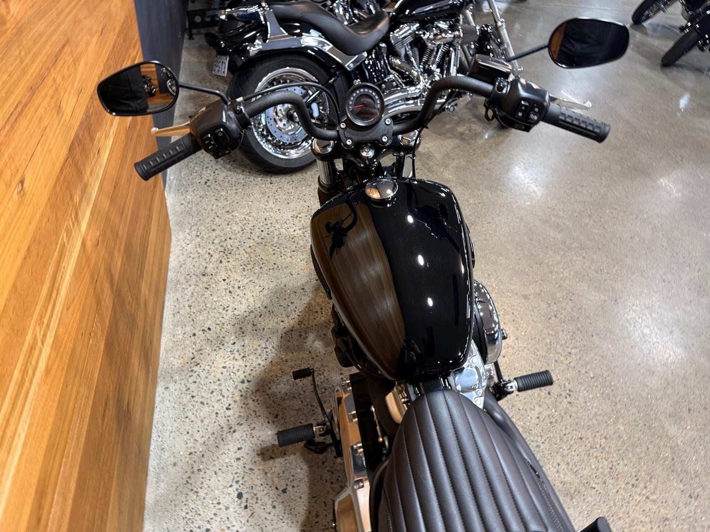 2025 HARLEY-DAVIDSON FXBB STREET BOB (117) CRUISER
