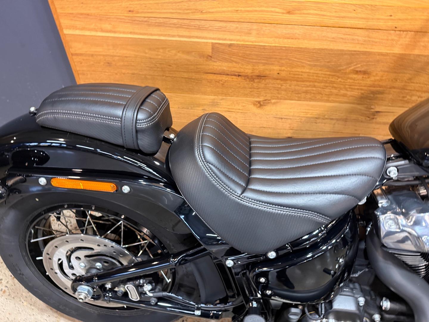 2025 HARLEY-DAVIDSON FXBB STREET BOB (117) CRUISER