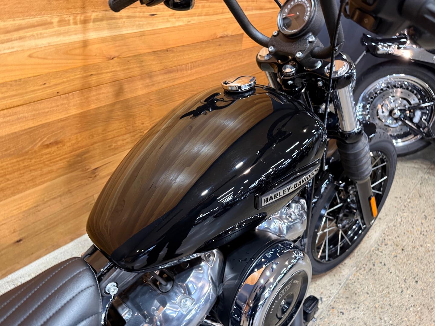 2025 HARLEY-DAVIDSON FXBB STREET BOB (117) CRUISER