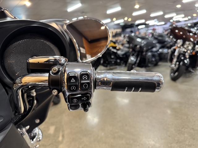 2013 HARLEY-DAVIDSON FLHX STREET GLIDE CRUISER