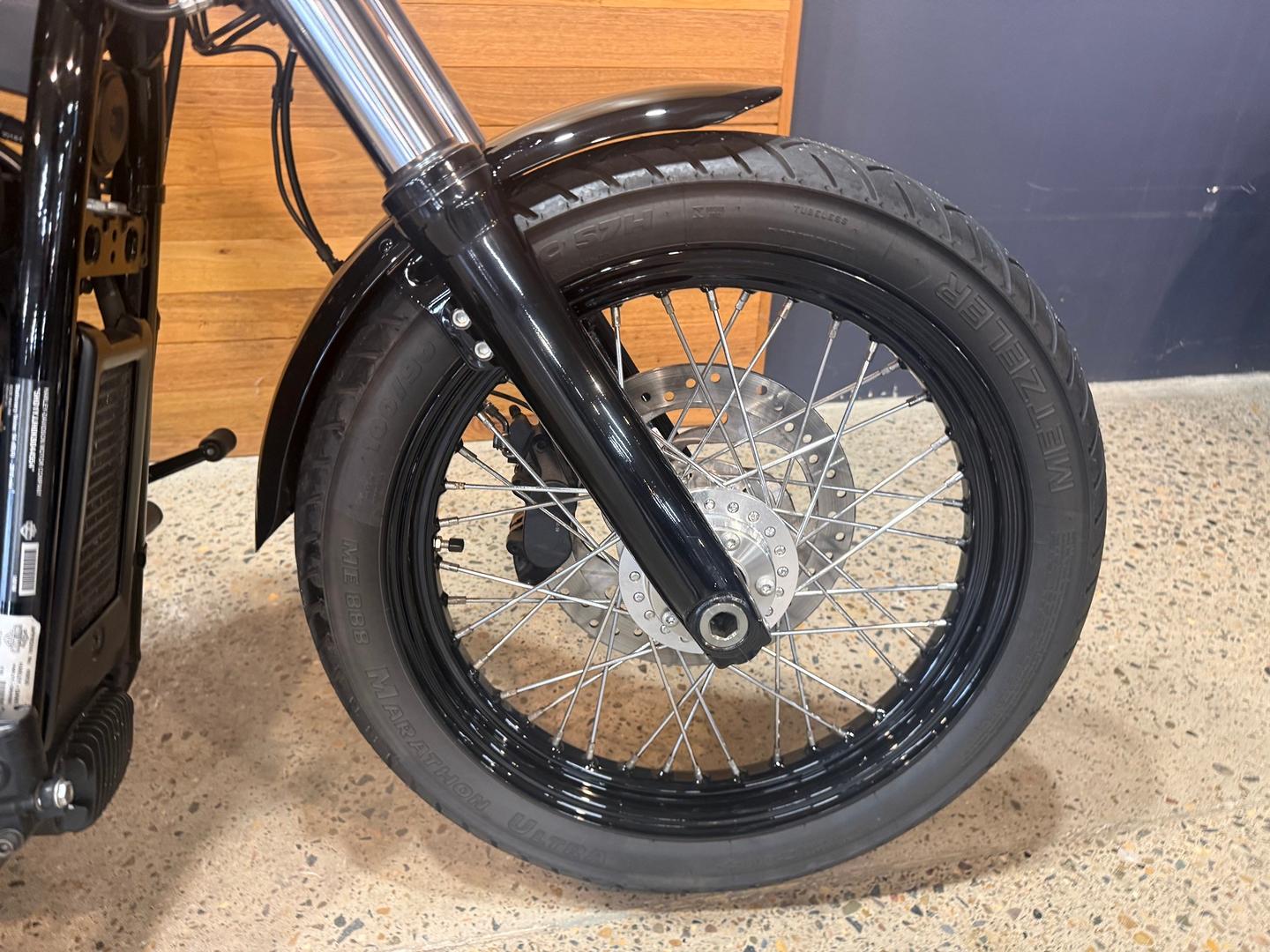 2019 HARLEY-DAVIDSON FXBB STREET BOB (107) CRUISER