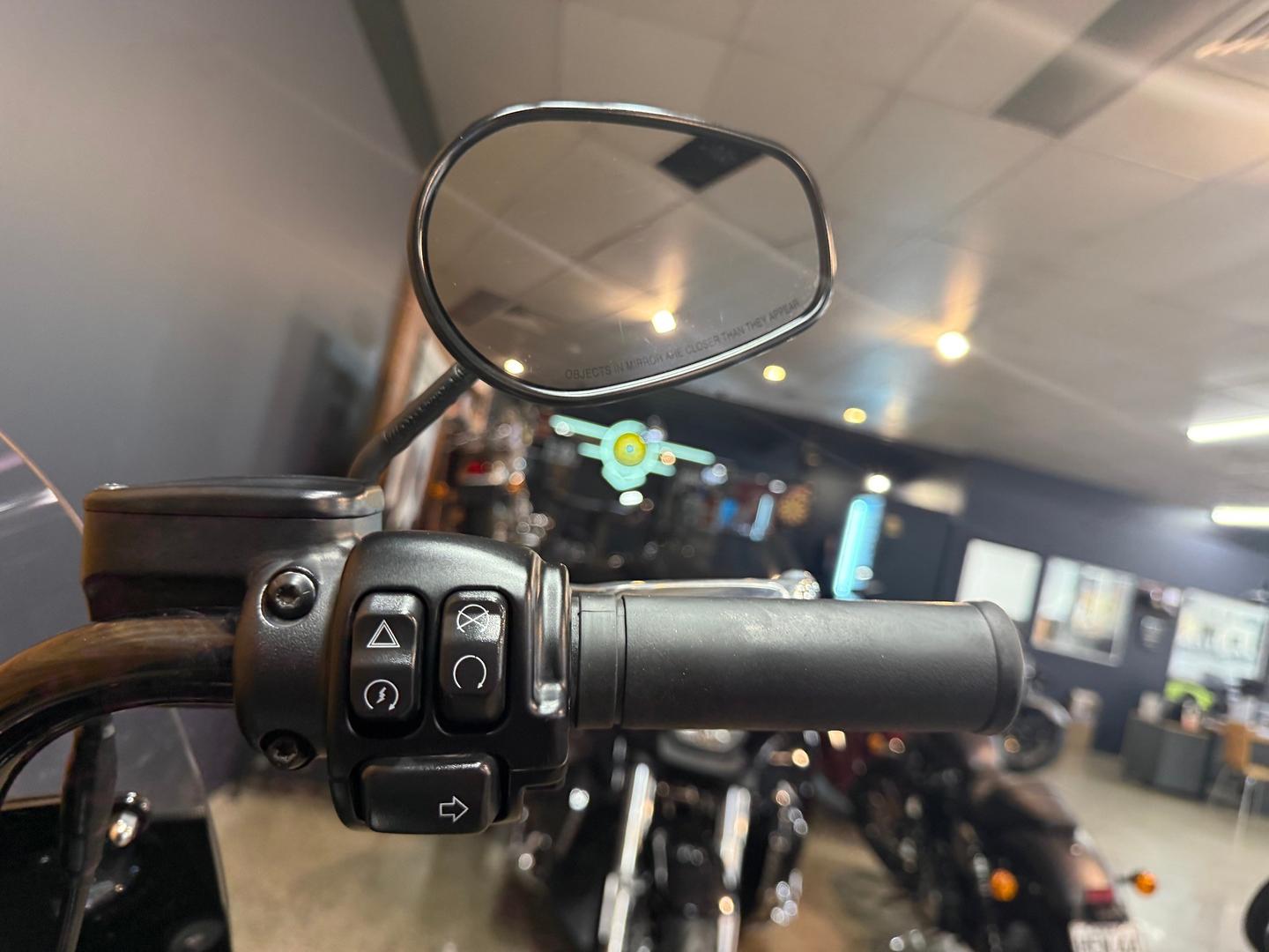 2023 HARLEY-DAVIDSON FLHCS HERITAGE CLASSIC 114 CRUISER