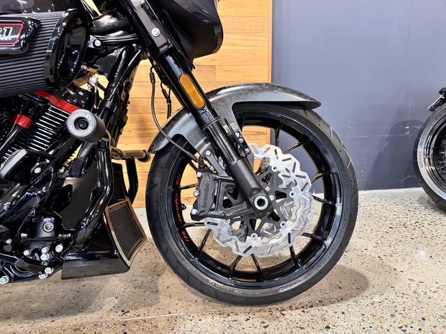 2026 HARLEY-DAVIDSON FLHXSTSE CVO STR GLIDE ST(121) CRUISER