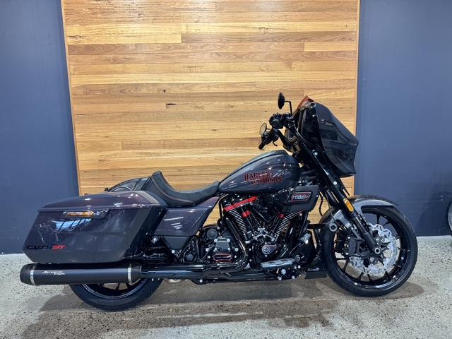 2026 HARLEY-DAVIDSON FLHXSTSE CVO STR GLIDE ST(121) CRUISER