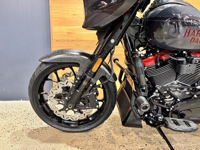 2026 HARLEY-DAVIDSON FLHXSTSE CVO STR GLIDE ST(121) CRUISER