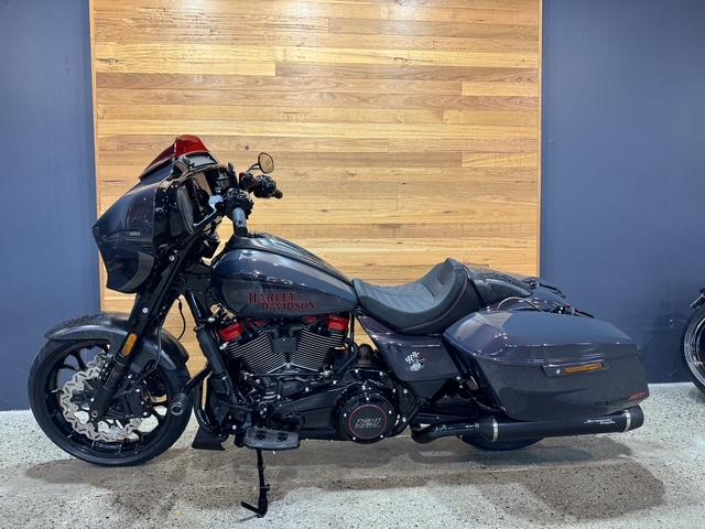 2026 HARLEY-DAVIDSON FLHXSTSE CVO STR GLIDE ST(121) CRUISER