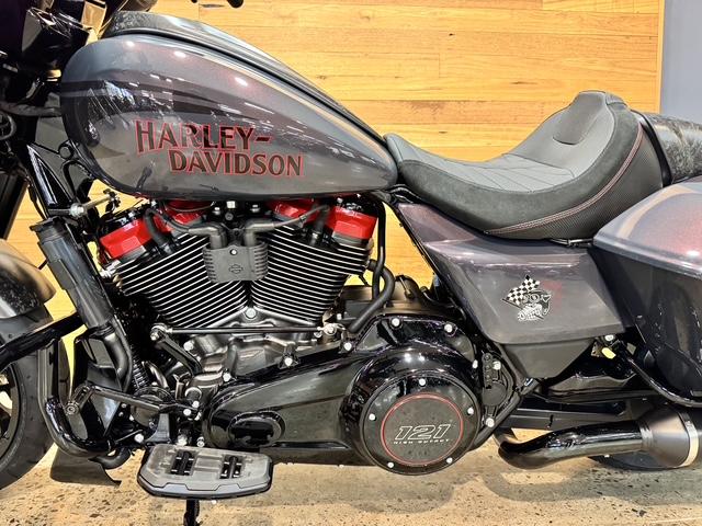2026 HARLEY-DAVIDSON FLHXSTSE CVO STR GLIDE ST(121) CRUISER