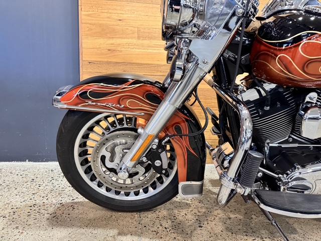 2011 HARLEY-DAVIDSON FLHR ROAD KING CRUISER