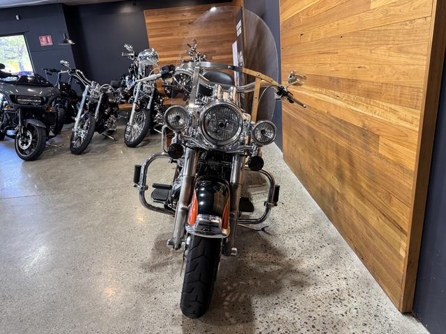 2011 HARLEY-DAVIDSON FLHR ROAD KING CRUISER