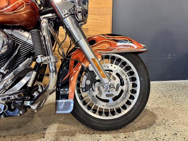 2011 HARLEY-DAVIDSON FLHR ROAD KING CRUISER
