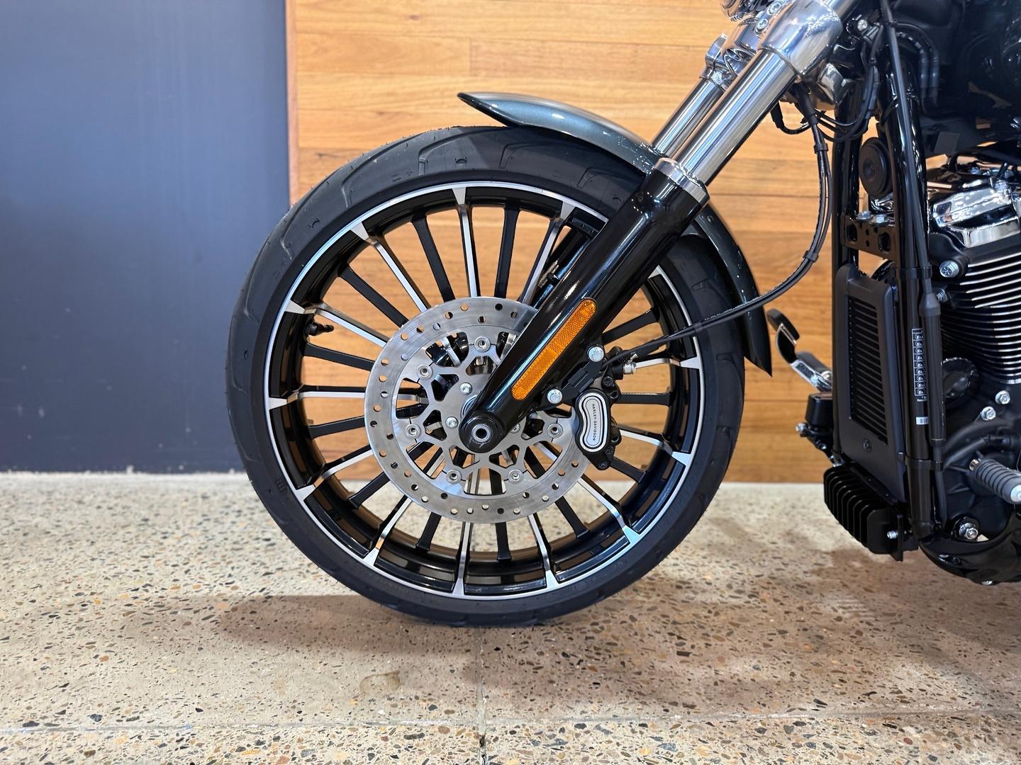 2026 HARLEY-DAVIDSON FXBR BREAKOUT (117) CRUISER