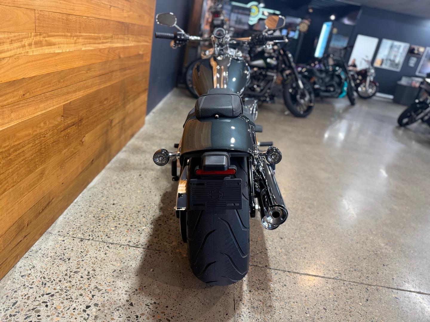 2026 HARLEY-DAVIDSON FXBR BREAKOUT (117) CRUISER