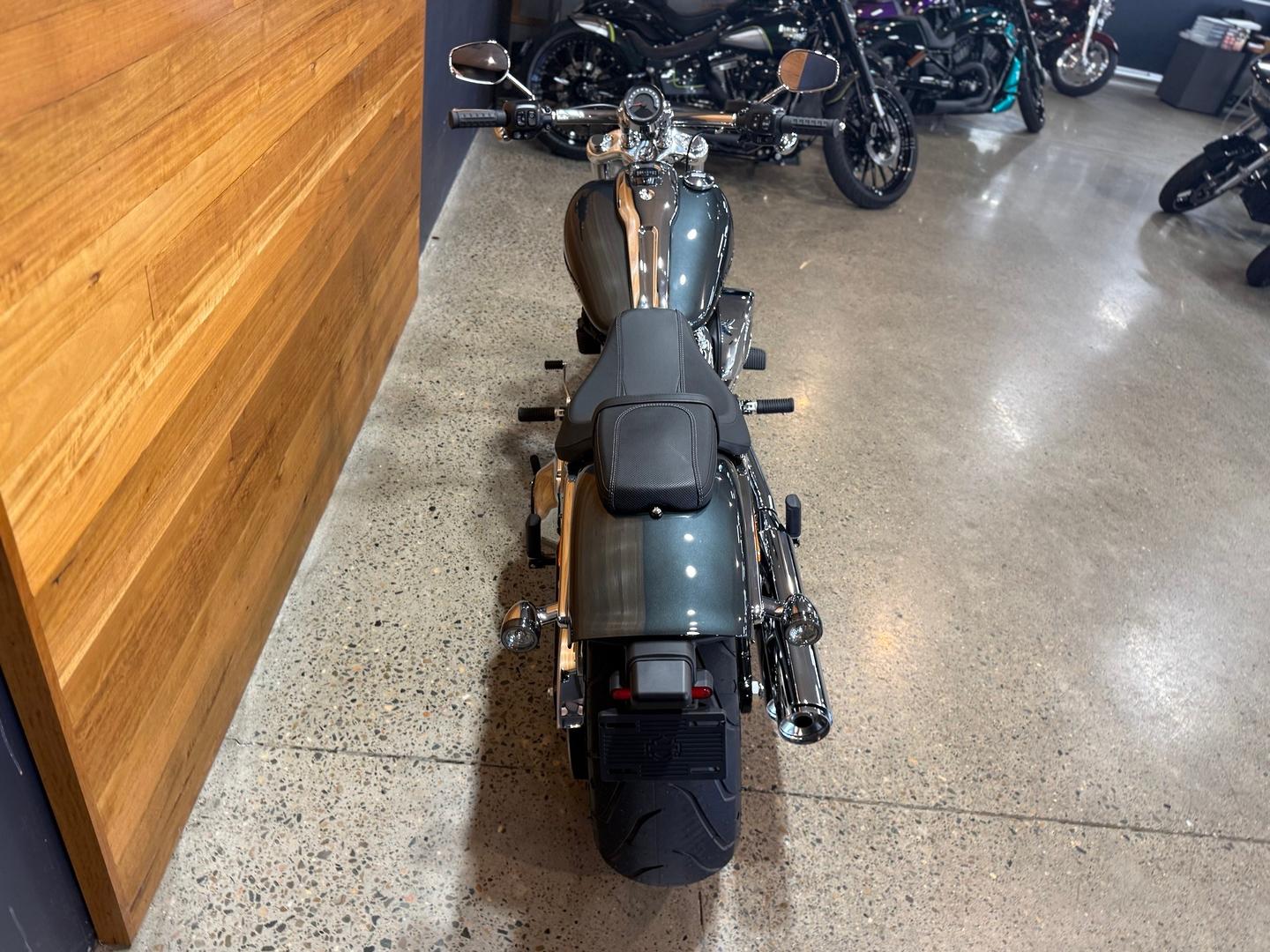 2026 HARLEY-DAVIDSON FXBR BREAKOUT (117) CRUISER