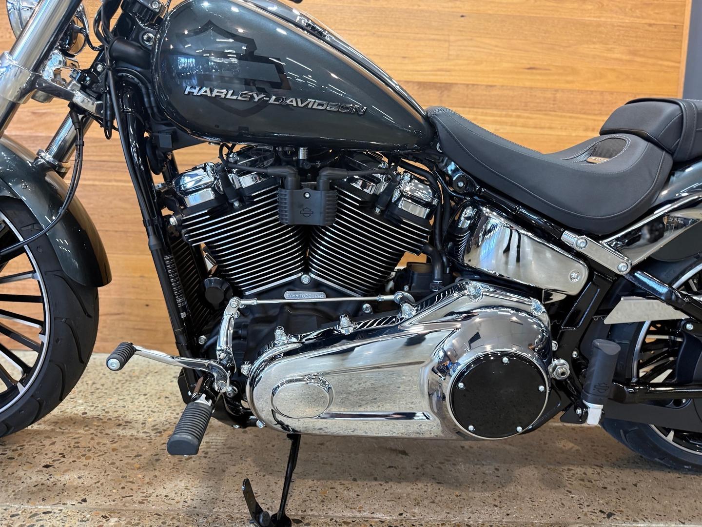 2026 HARLEY-DAVIDSON FXBR BREAKOUT (117) CRUISER