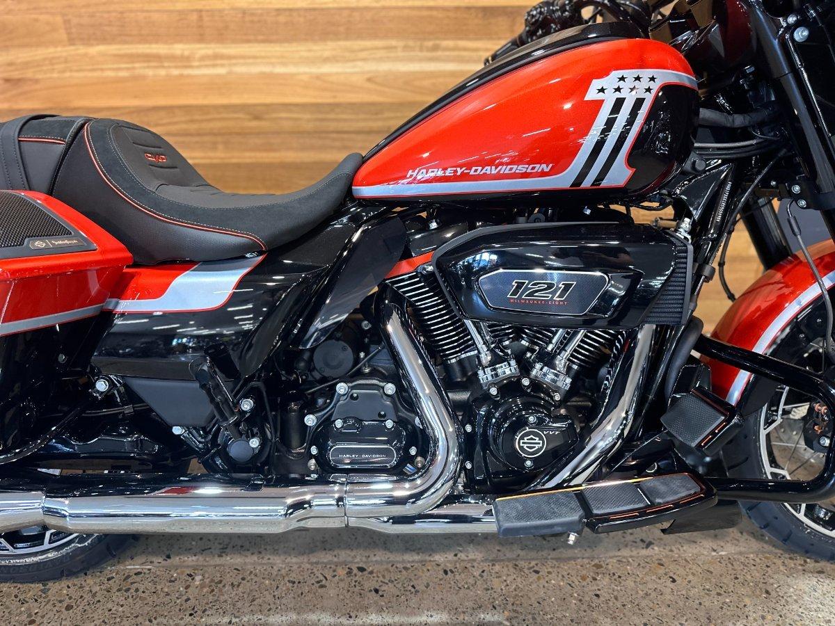2024 HARLEY-DAVIDSON FLHXSE CVO STREET GLIDE (121) TOURER
