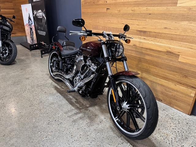 2018 HARLEY-DAVIDSON FXBRS BREAKOUT CRUISER